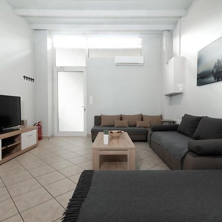 Spacious Apartment-600M From The Subway Atény Exteriér fotografie
